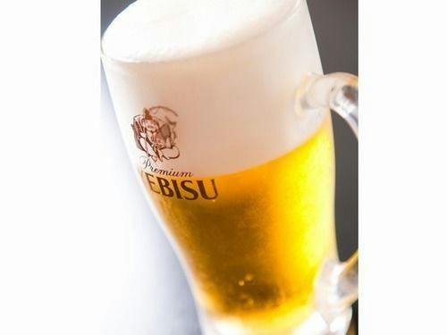 【本館母屋／定番2食付き】 疲れた体に染み渡る「料理グレードUP＋馬刺し＋生ビール1杯」の特典付き！