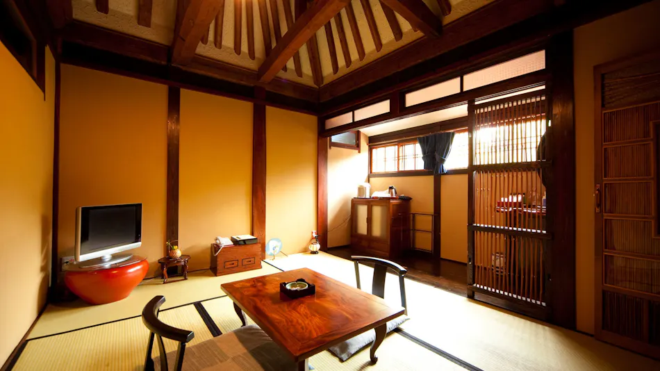 Hatago Kayausagi