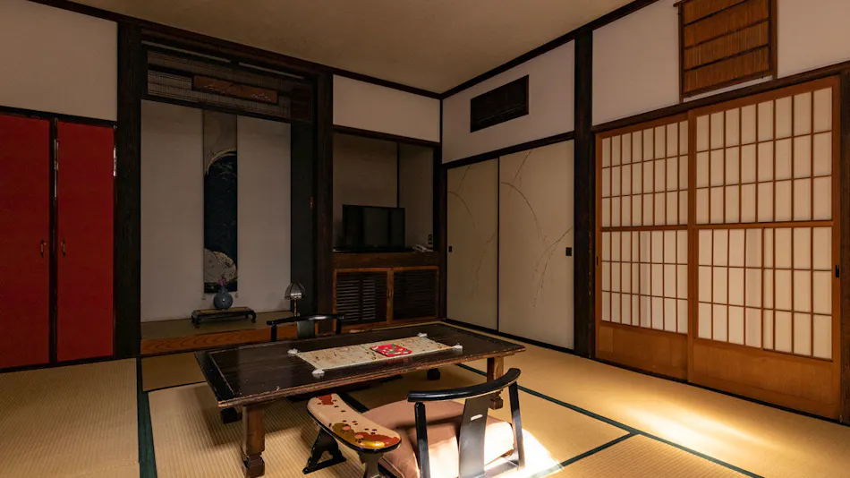 Hatago Kayausagi