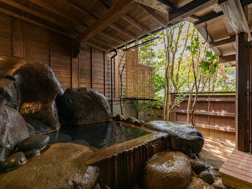 ハイクラス離れ客室B：隠れ倉