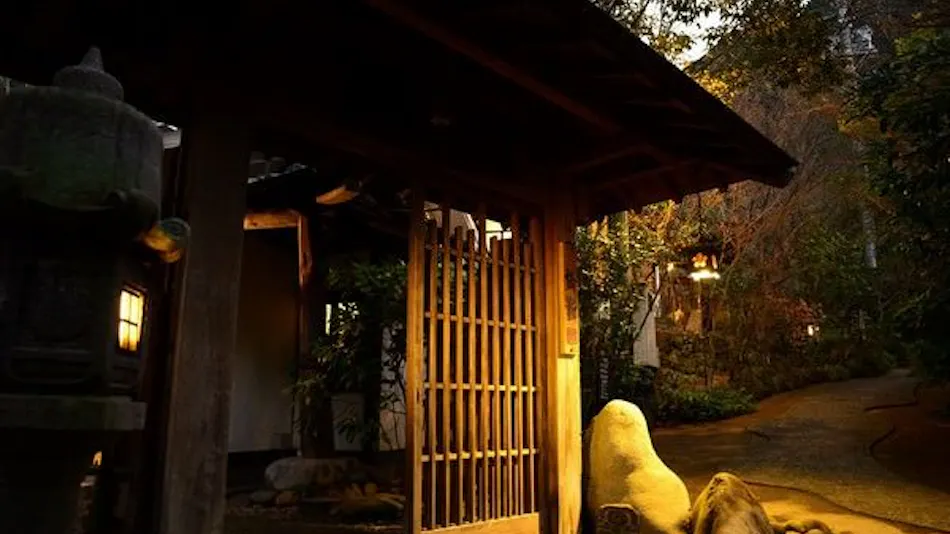 Hatago Kayausagi