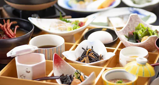 【1泊朝食付プラン~朝から豪華な御朝食~】レイトチェックイン16:00~