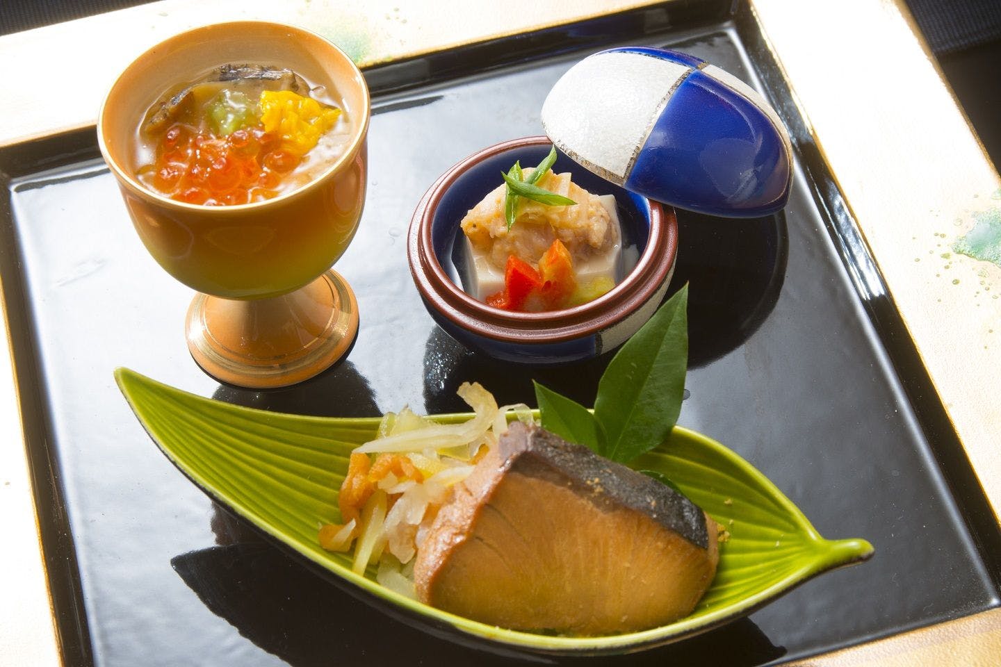 天津小湊温泉　城崎の源泉の湯　宿中屋