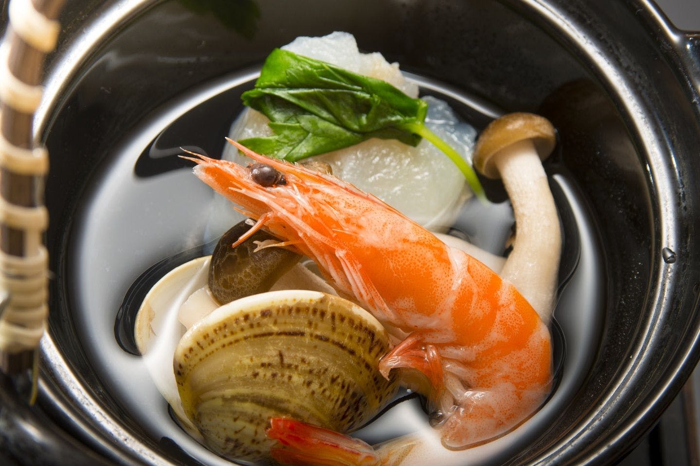 天津小湊温泉　城崎の源泉の湯　宿中屋