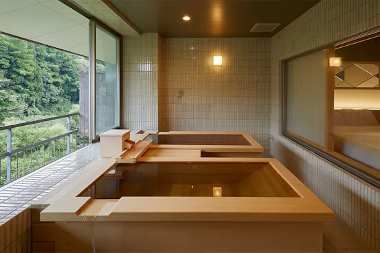 【เปิดใหม่】ห้องพักพร้อมอ่างแช่น้ำกึ่งกลางแจ้ง