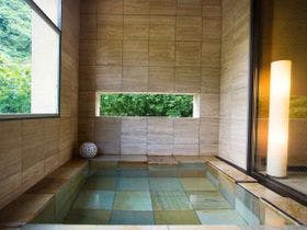 日本料理 さかえや