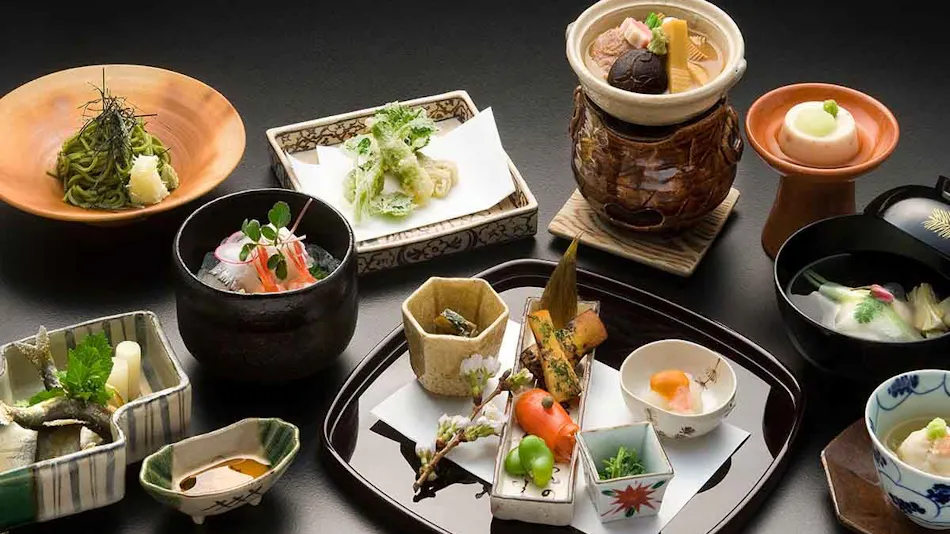 Kanazawa Yuwaku-Onsen Japanese Cuisine Sakaeya