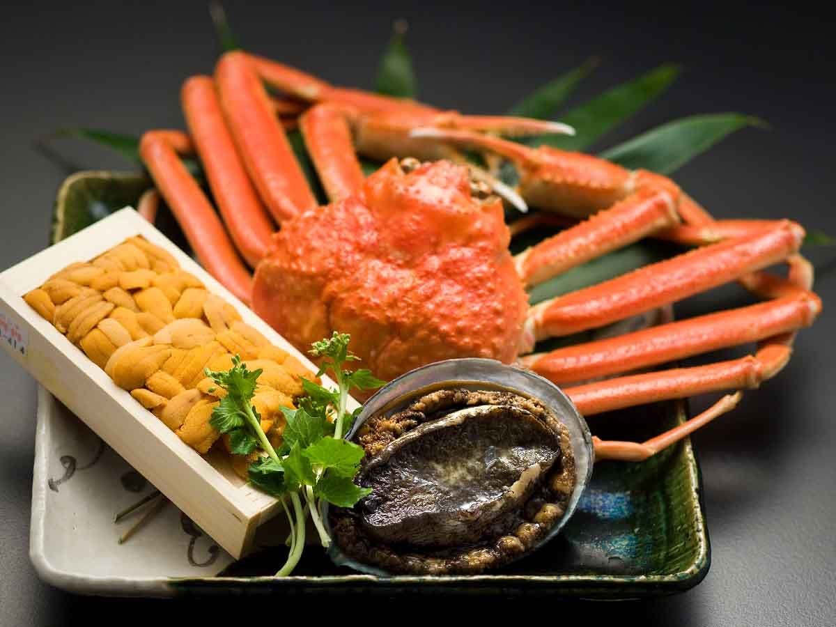 金沢湯涌温泉　日本料理さかえや