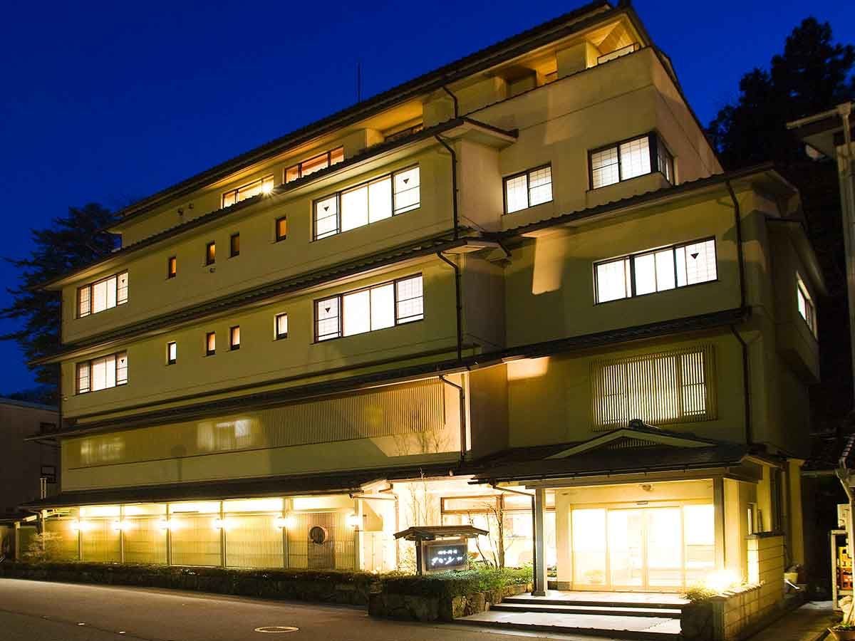 心に届く７室のおもてなし「さかえや」