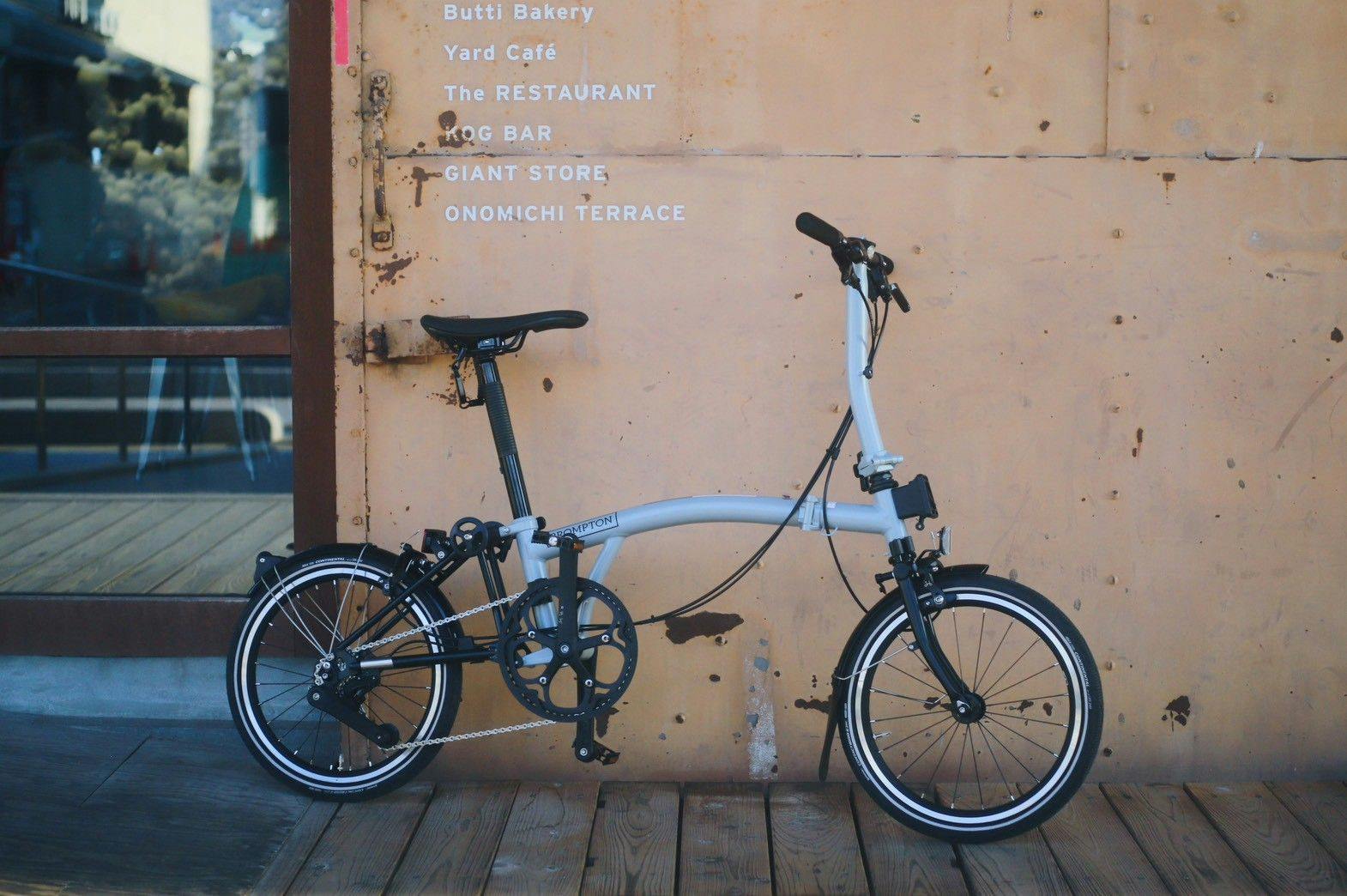 จักรยานพับ BROMPTON แบรนด์จากสหราชอาณาจักร