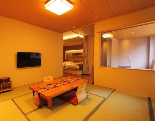 客室露天風呂一例（檜：208煌星）