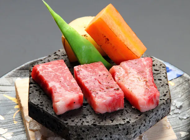 箱根西麓牛の溶岩焼