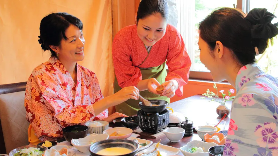 Hakone Hoshi no Akari: A Healing Inn with Spectacular Views