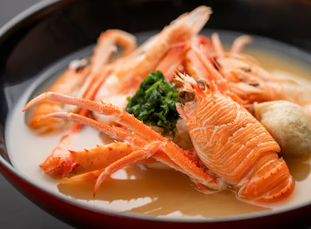 朝の名物「深海鍋」