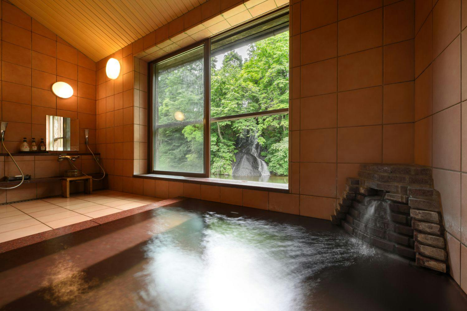 藤三旅館・別邸　鉛温泉　心の刻　十三月