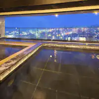 “上質な天然温泉”を愉しめる【大浴場】