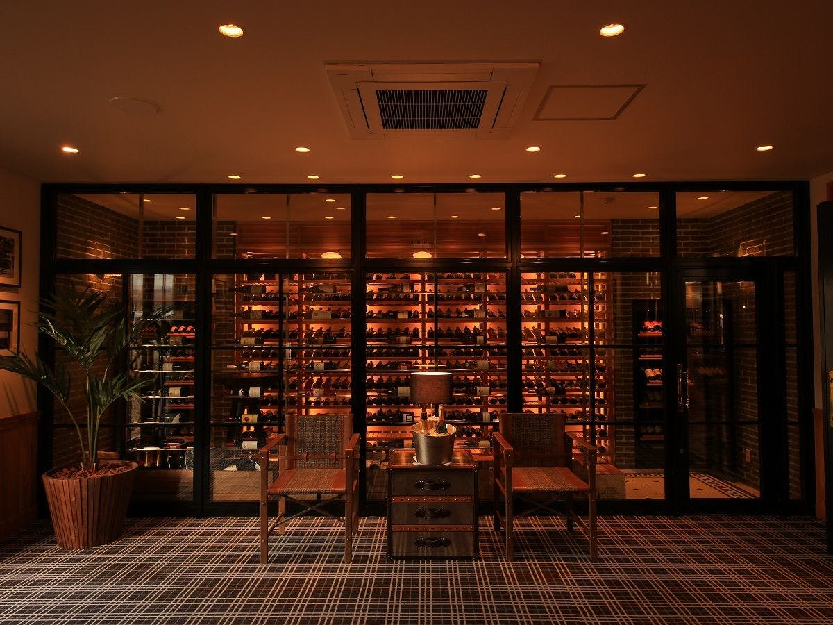 【平日限定×直前割同額】ドリンクチケット付！お好みの一杯と愉しむ本格ディナーコースプラン