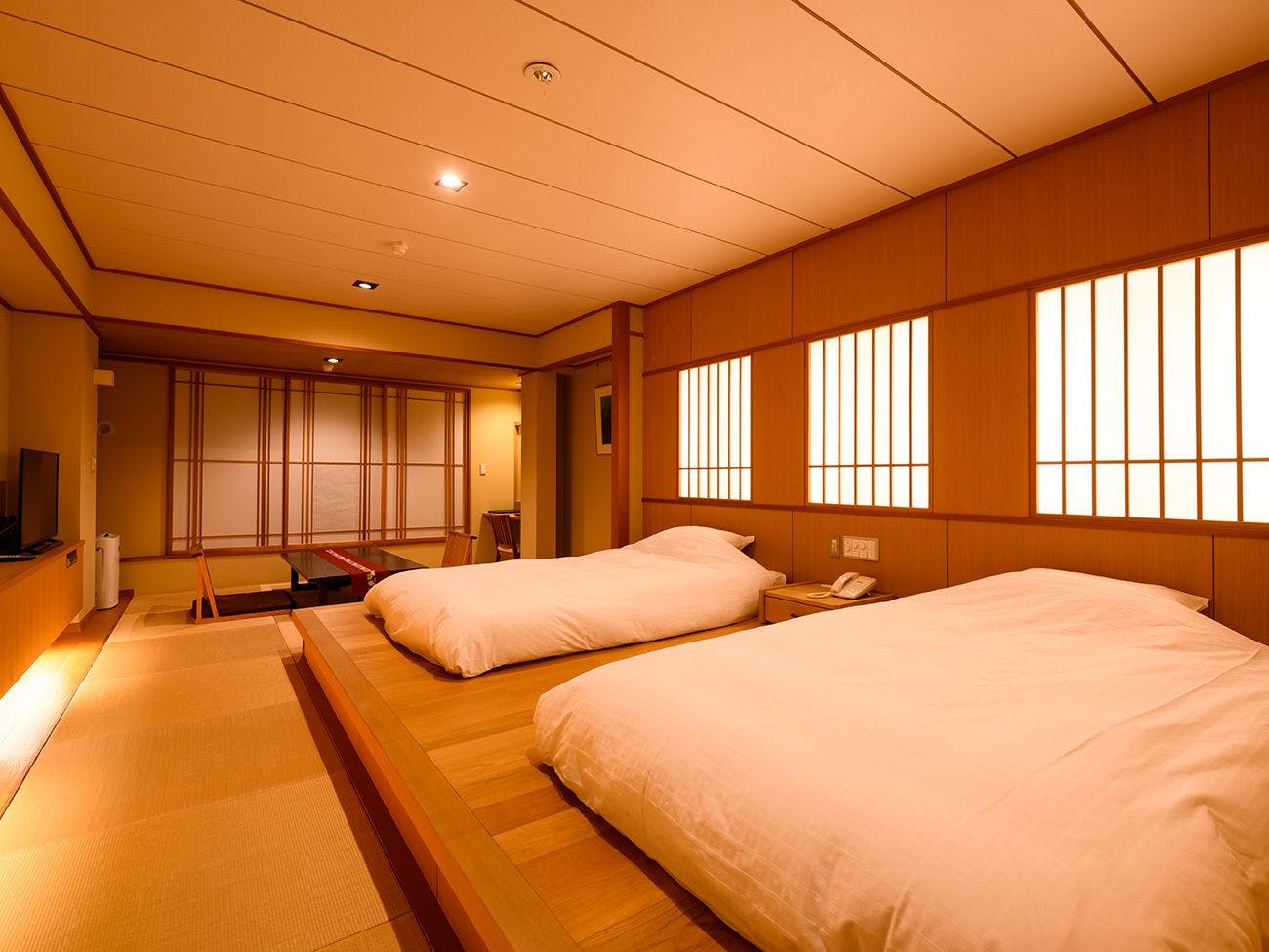 【デラックス和洋室】17畳相当／2名～3名