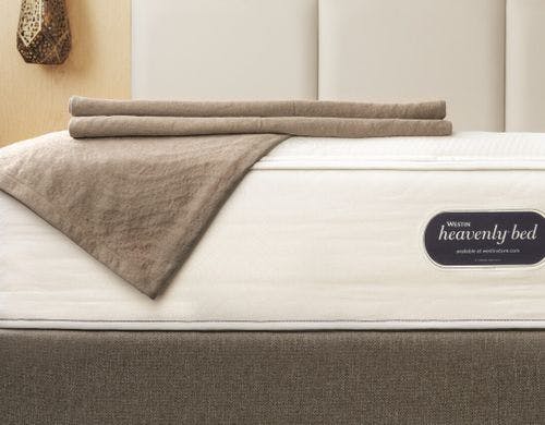 改装後のお部屋に導入　Heavenly Bed 2.0