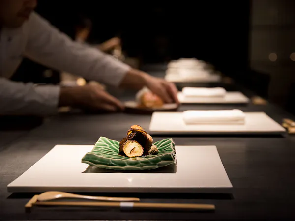 オーベルジュを楽しむ【ご夕食は館内レストラン 日本料理「東山和今」の前衛的日本料理】 1泊2食付き