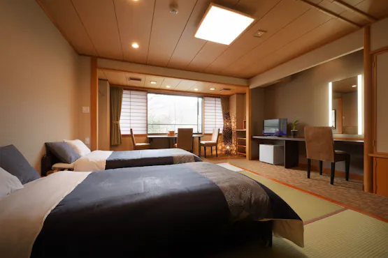 ダイニングテーブル付和洋室(お部屋食可)