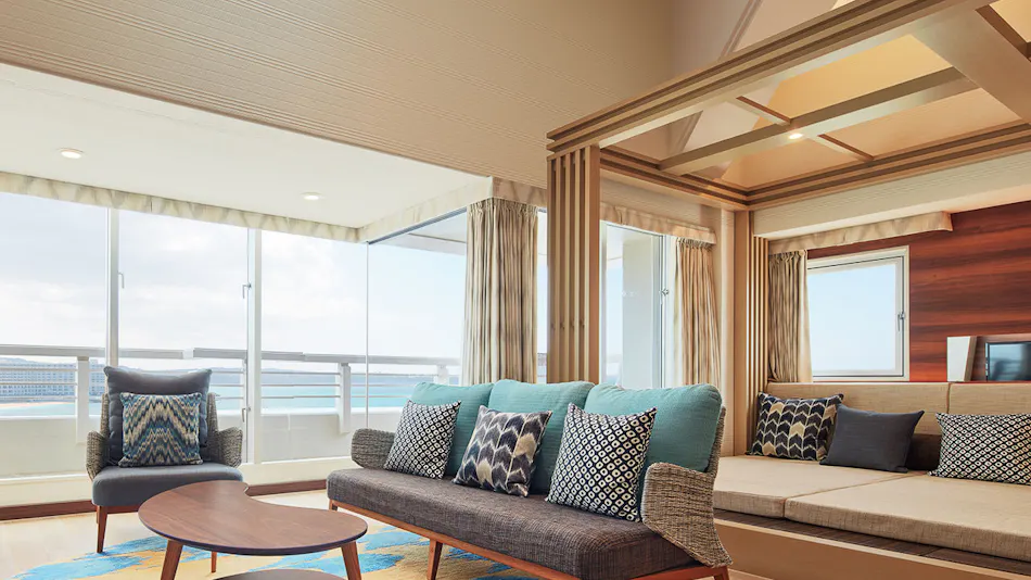 Sheraton Okinawa Sunmarina Resort