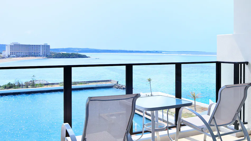 Sheraton Okinawa Sunmarina Resort