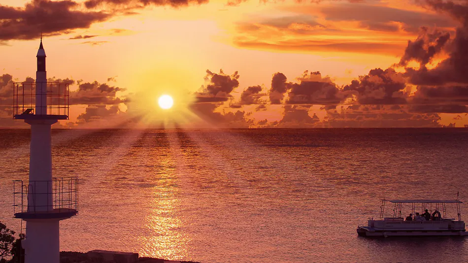 Sheraton Okinawa Sunmarina Resort