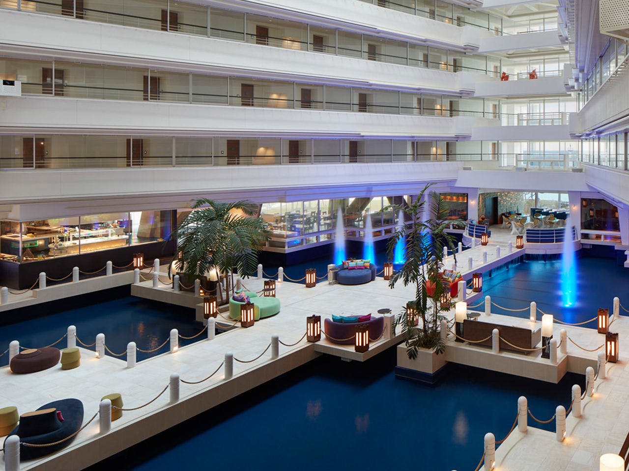 恩納村 サンマリーナホテル 最近テレビでよく見かけるホテル 沖縄旅行記 恩納村 サンマリーナホテル 最近テレビでよく見かけるホテル 沖縄旅行記