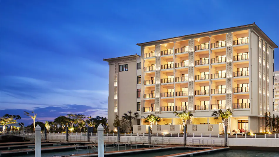 Sheraton Okinawa Sunmarina Resort