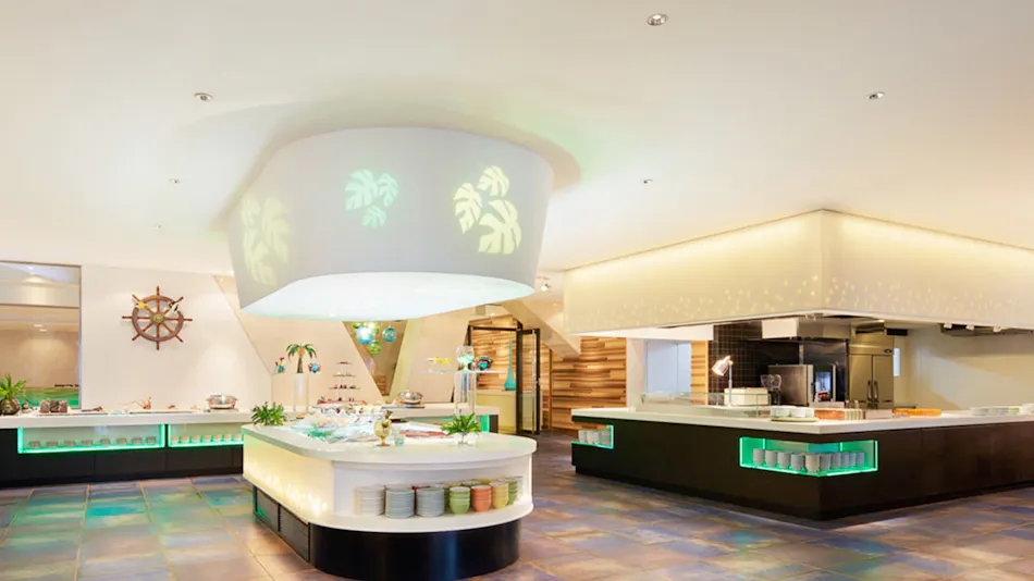 Sheraton Okinawa Sunmarina Resort