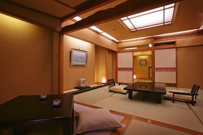 葉山舘
