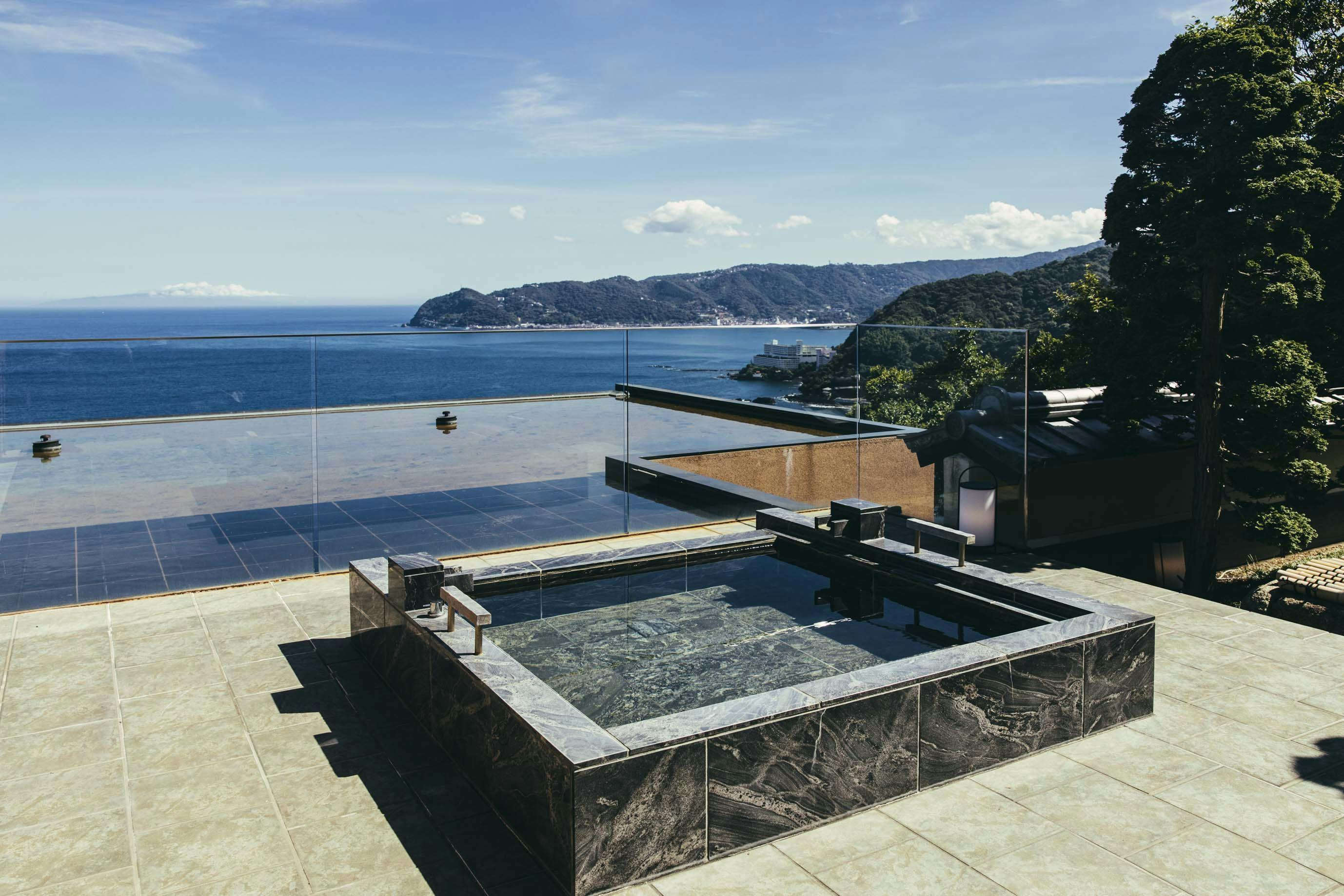 THE HIRAMATSU HOTELS & RESORTS 熱海