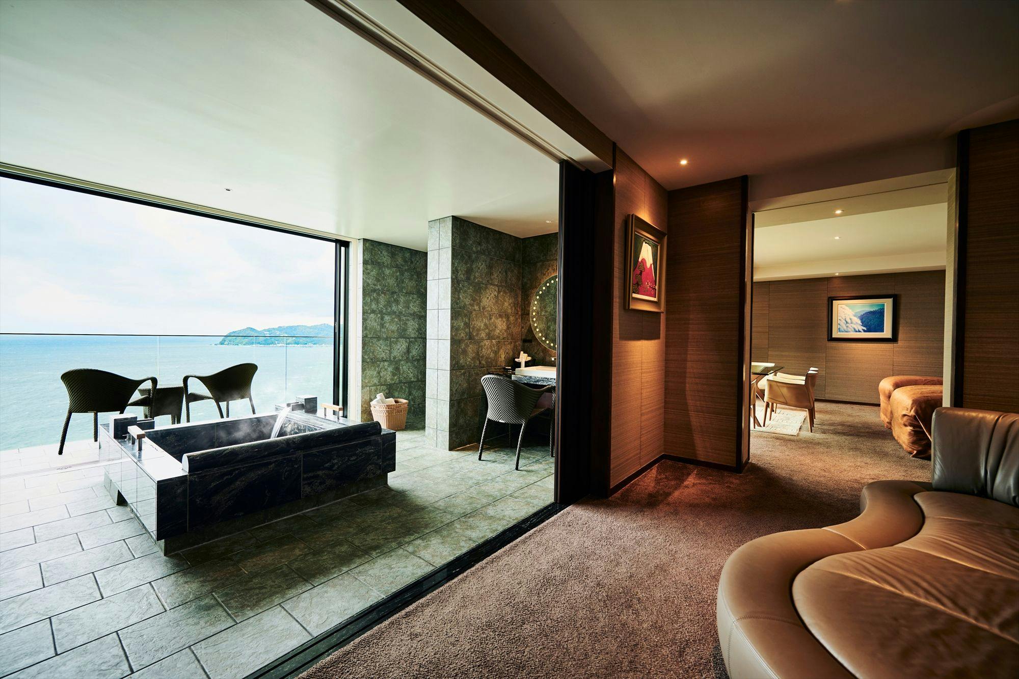 THE HIRAMATSU HOTELS & RESORTS 熱海