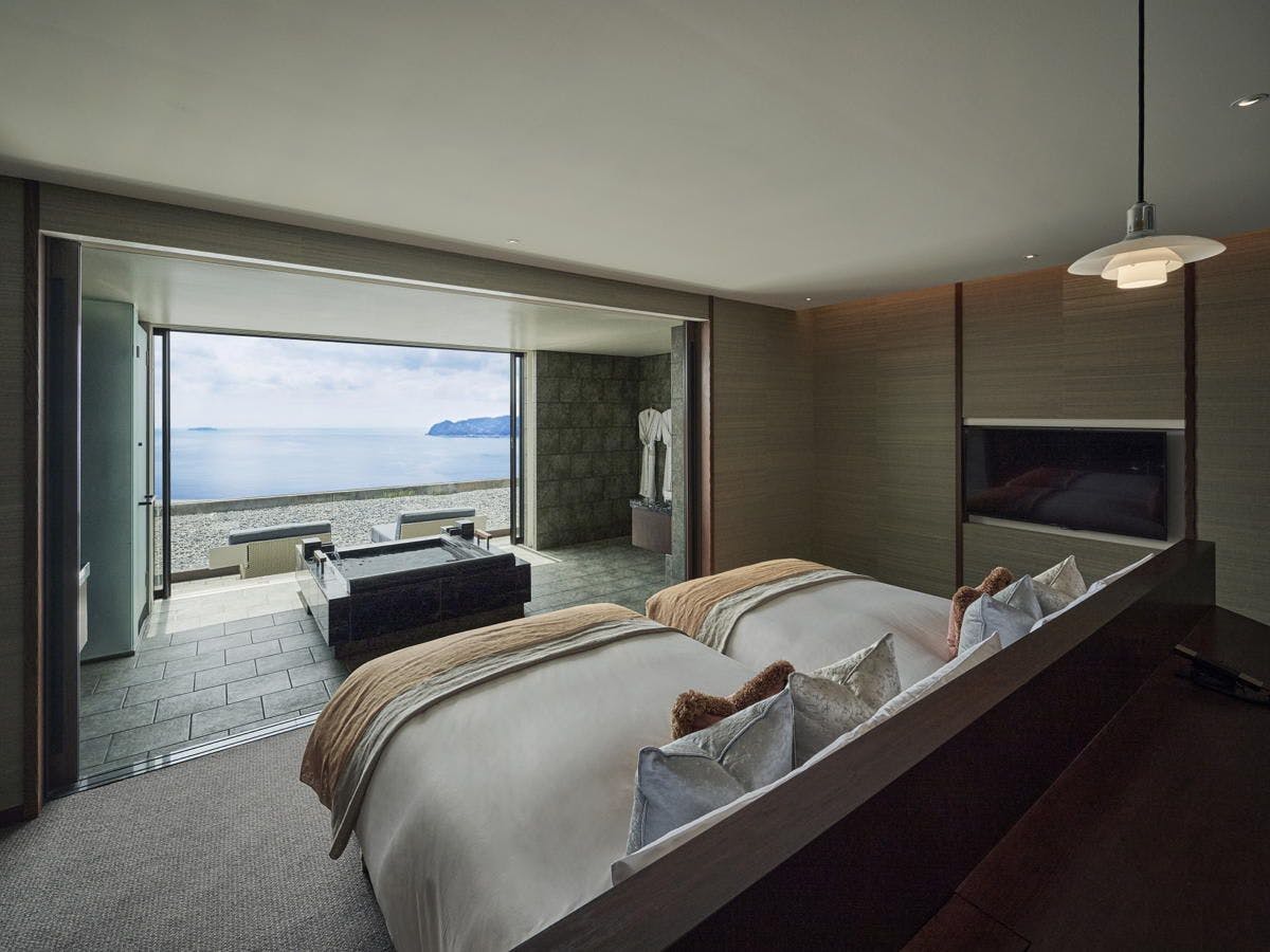 THE HIRAMATSU HOTELS & RESORTS 熱海