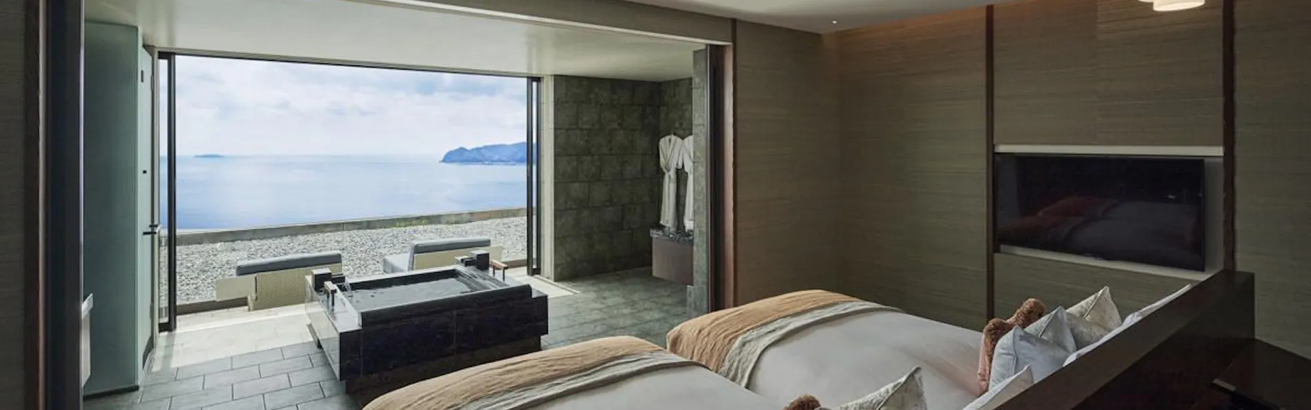 THE HIRAMATSU HOTELS & RESORTS 熱海