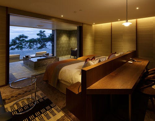 テラス付き2階ツインルーム