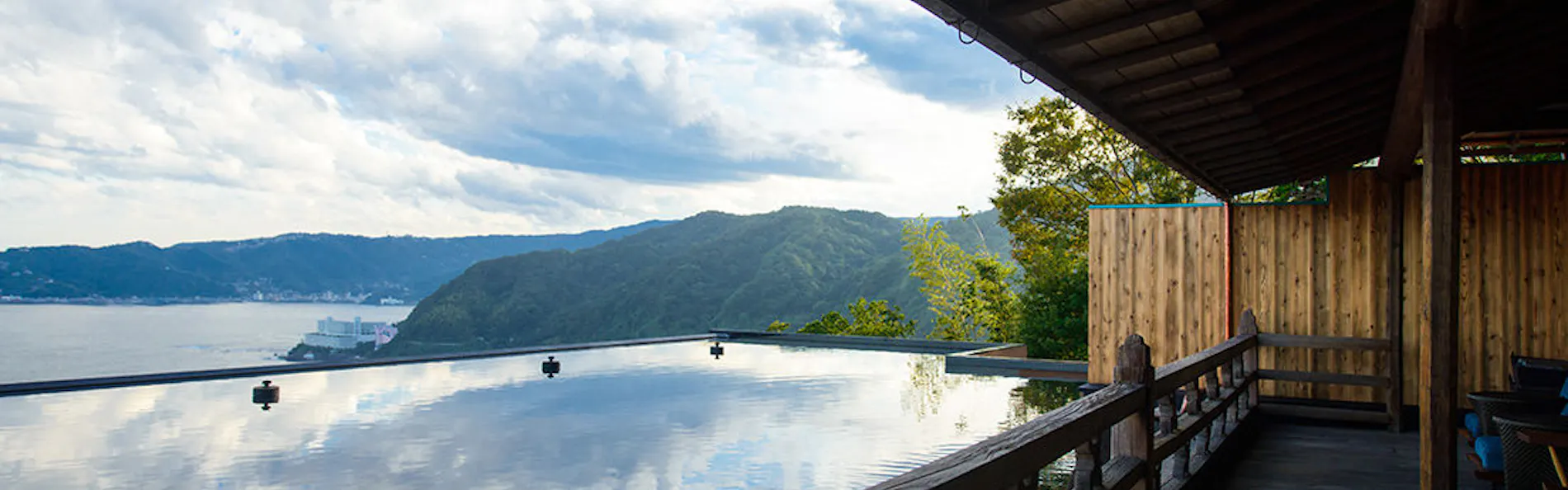 THE HIRAMATSU HOTELS & RESORTS 熱海