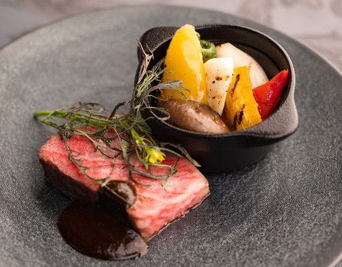 メインお肉料理