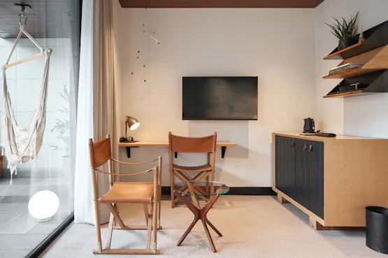 ห้องสแตนดาร์ดไวด์ + ระเบียง