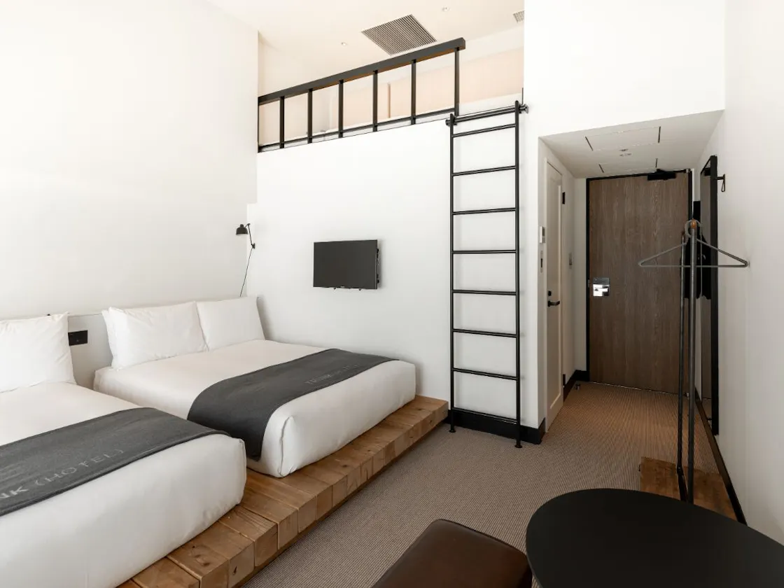 Standard + Loft
