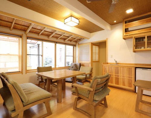 和室10畳+6畳+4.5畳+ダイニング+半露天風呂