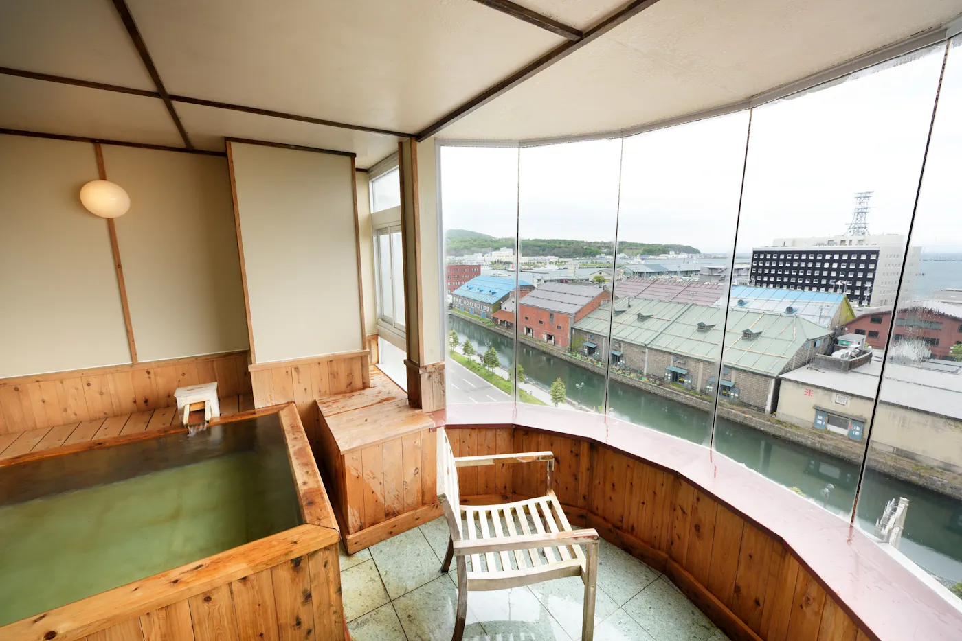運河の宿 おたる ふる川:客室の展望風呂