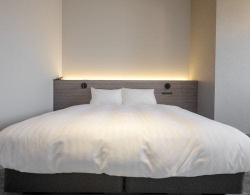 キングサイズベッドでゆったり