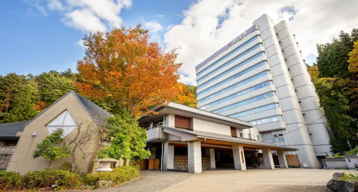 【新・スタンダード】鳴子温泉の高台に佇むホテル!4箇所の無料貸切風呂で温泉三昧!のんびり過ごす休日