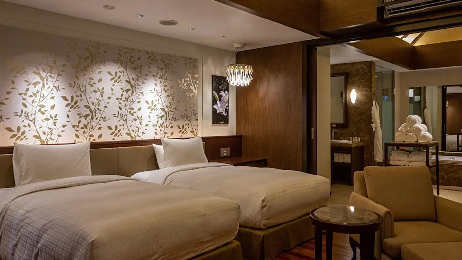 Okinawa Kariyushi Resort EXES Naha (EXES Naha)