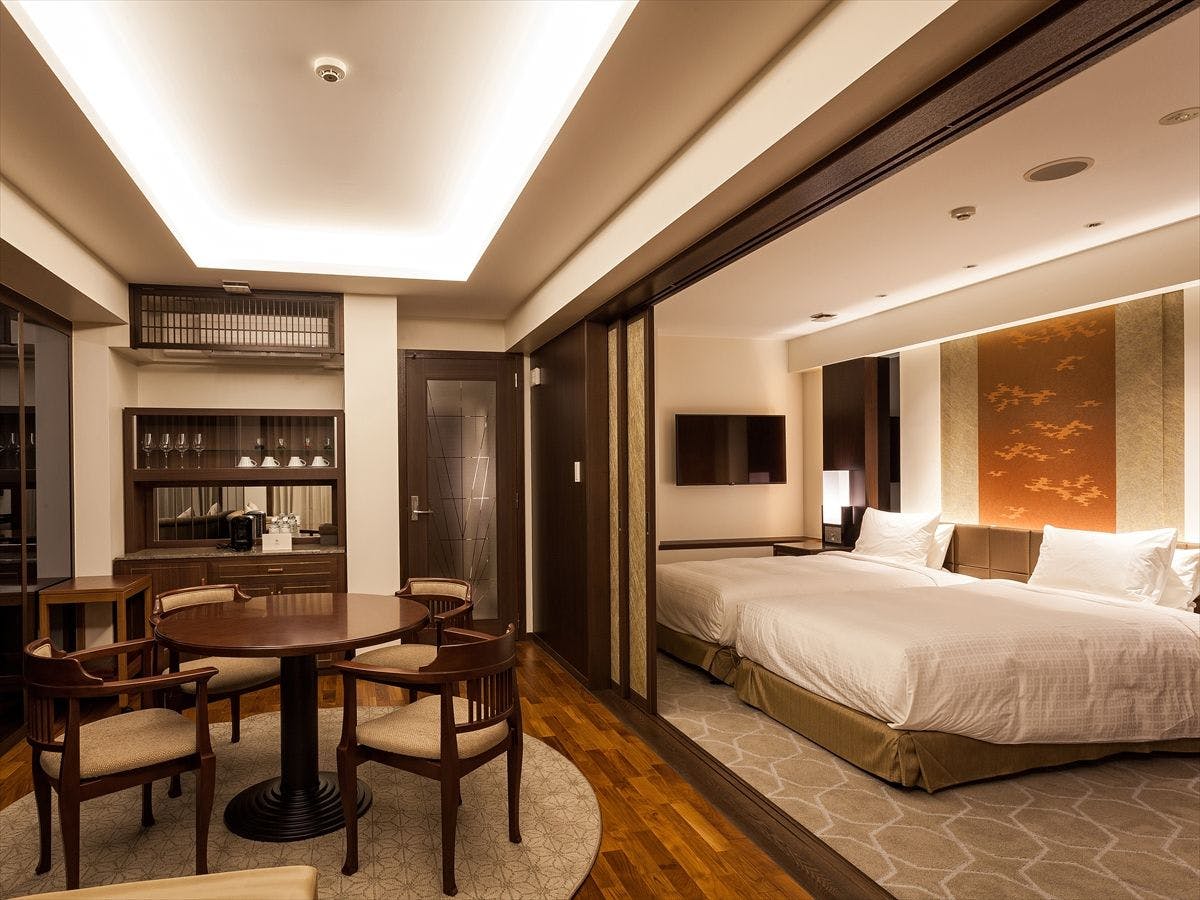 Okinawa Kariyushi Resort EXES Naha (EXES Naha)