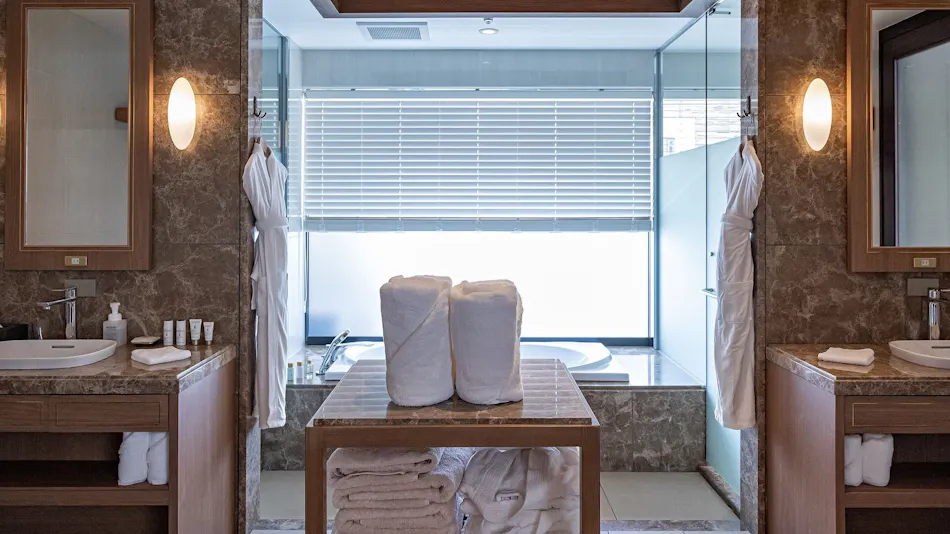 Okinawa Kariyushi Resort EXES Naha (EXES Naha)