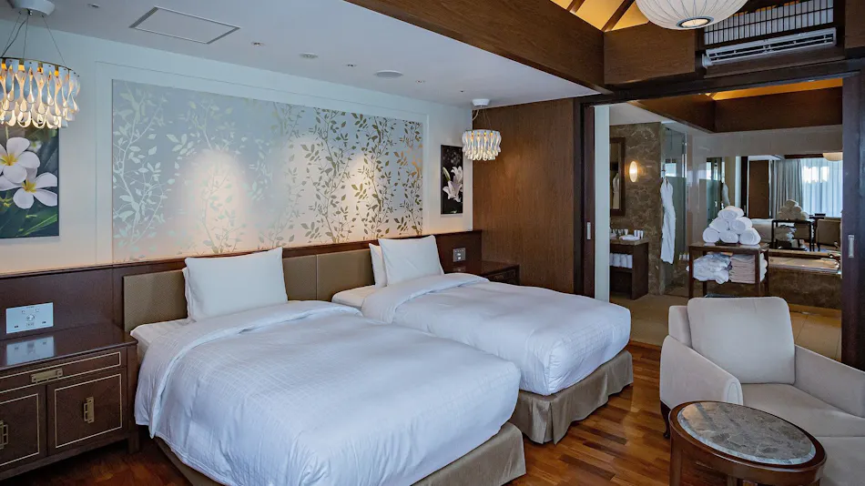 Okinawa Kariyushi Resort EXES Naha (EXES Naha)