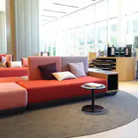 【ชั้น 9】ล็อบบี้แผนกต้อนรับ